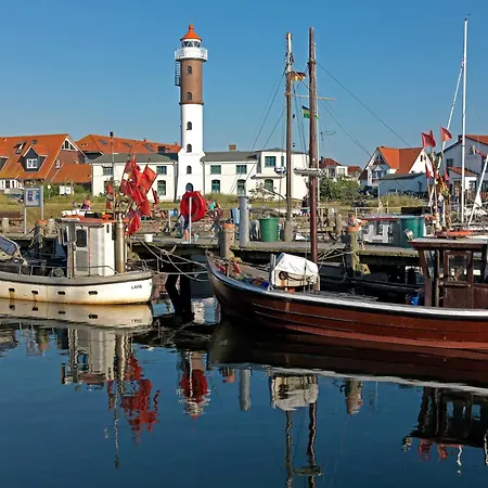 Gollwitzer Park Buchennest Insel Poel